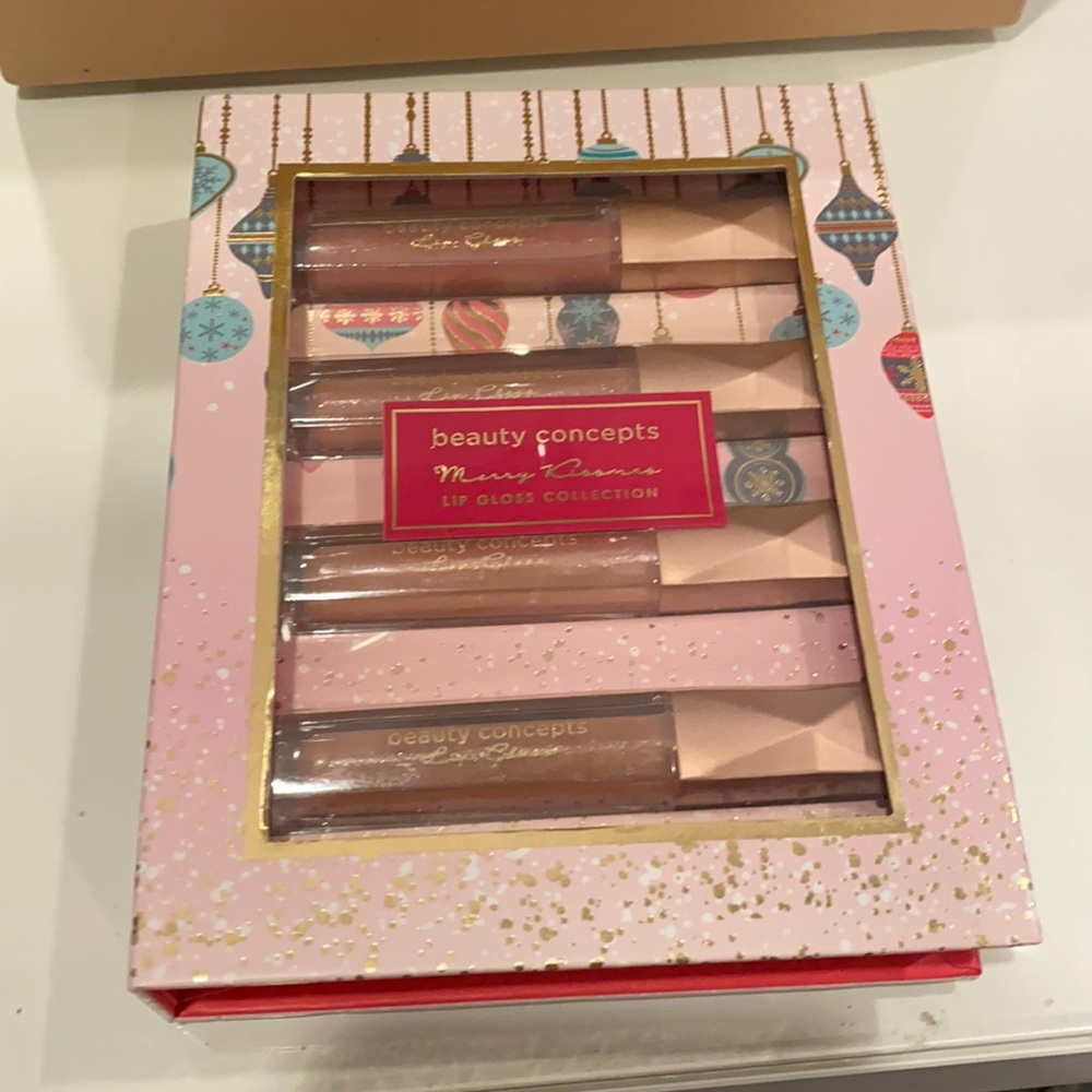 Lip gloss collection